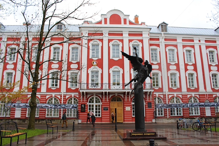 Saint Petersburg State University: TOP 10 UNIVERSITIES IN RUSSIA